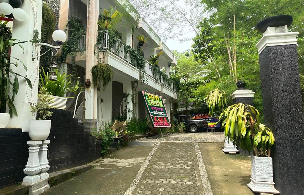 New The Heritage Resort & Restaurant Bukit Lawang Bandartelu Экстерьер фото